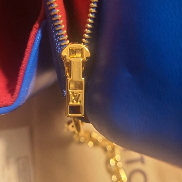 SOLD***Authentic bleu pochette coussin - Picture 5 of 16